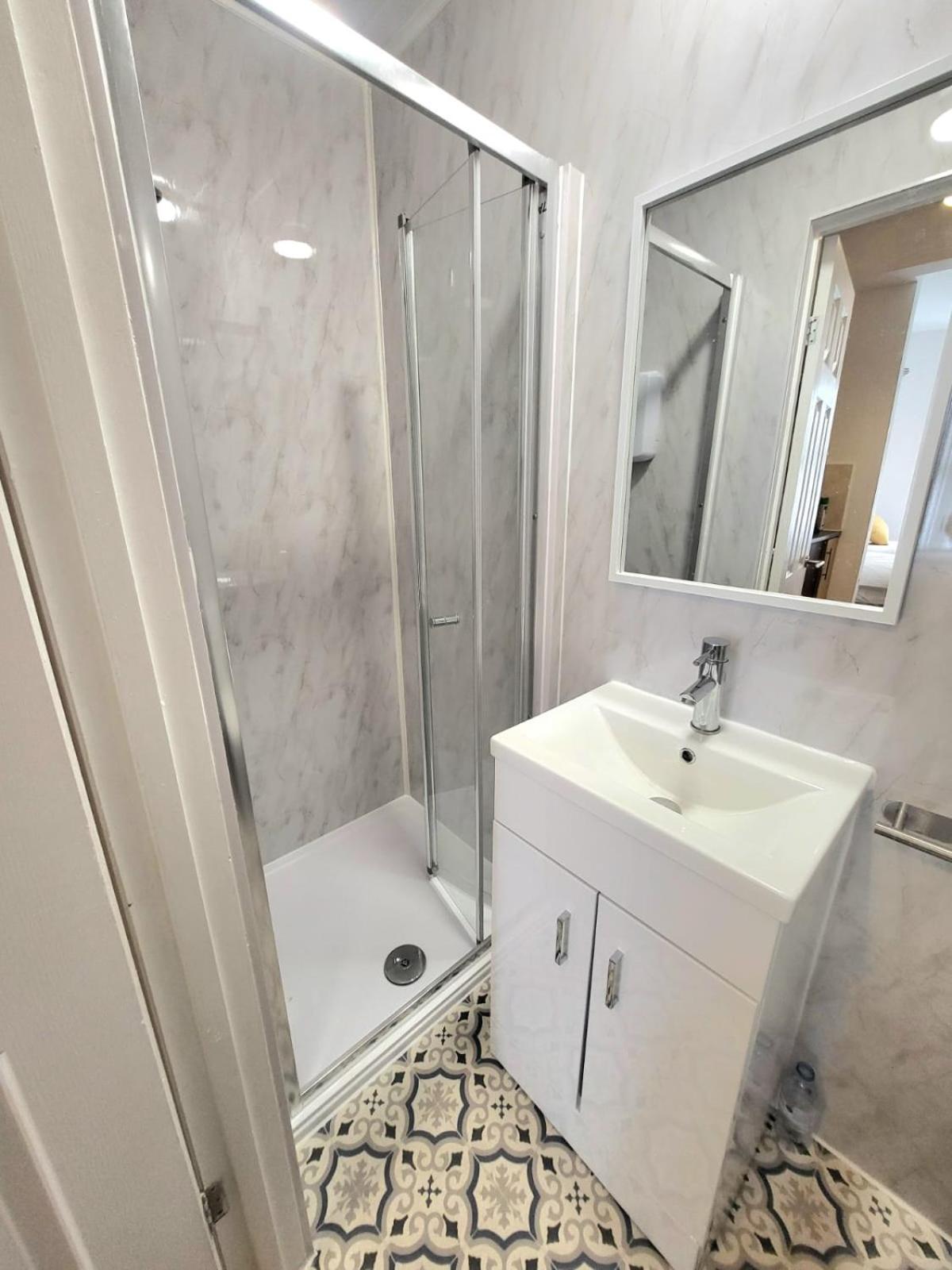 London En-Suite Double Rooms - Leytonstone E11 Londres Exterior foto